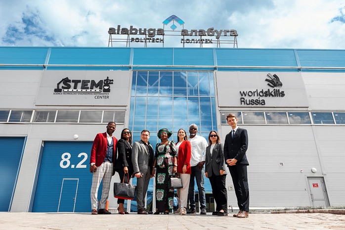 "I see the Africa of tomorrow in these young people": Minister of Social Affairs and Solidarity of the Democratic Republic of Congo described the participants of Alabuga Start